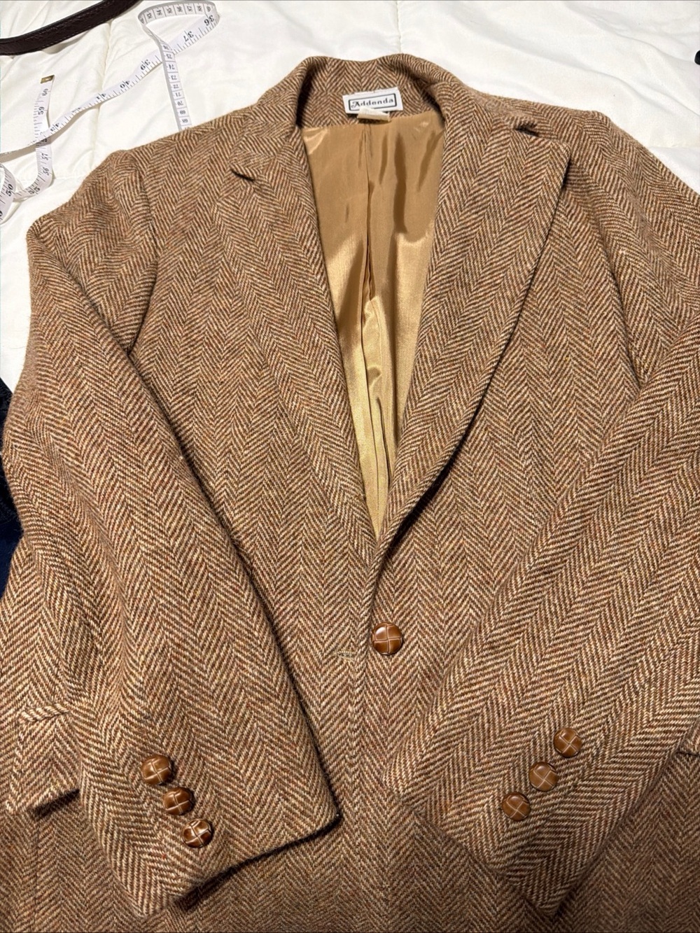 Women’s brown Herringbone 100% Wool Blazer - Picture 12 of 13